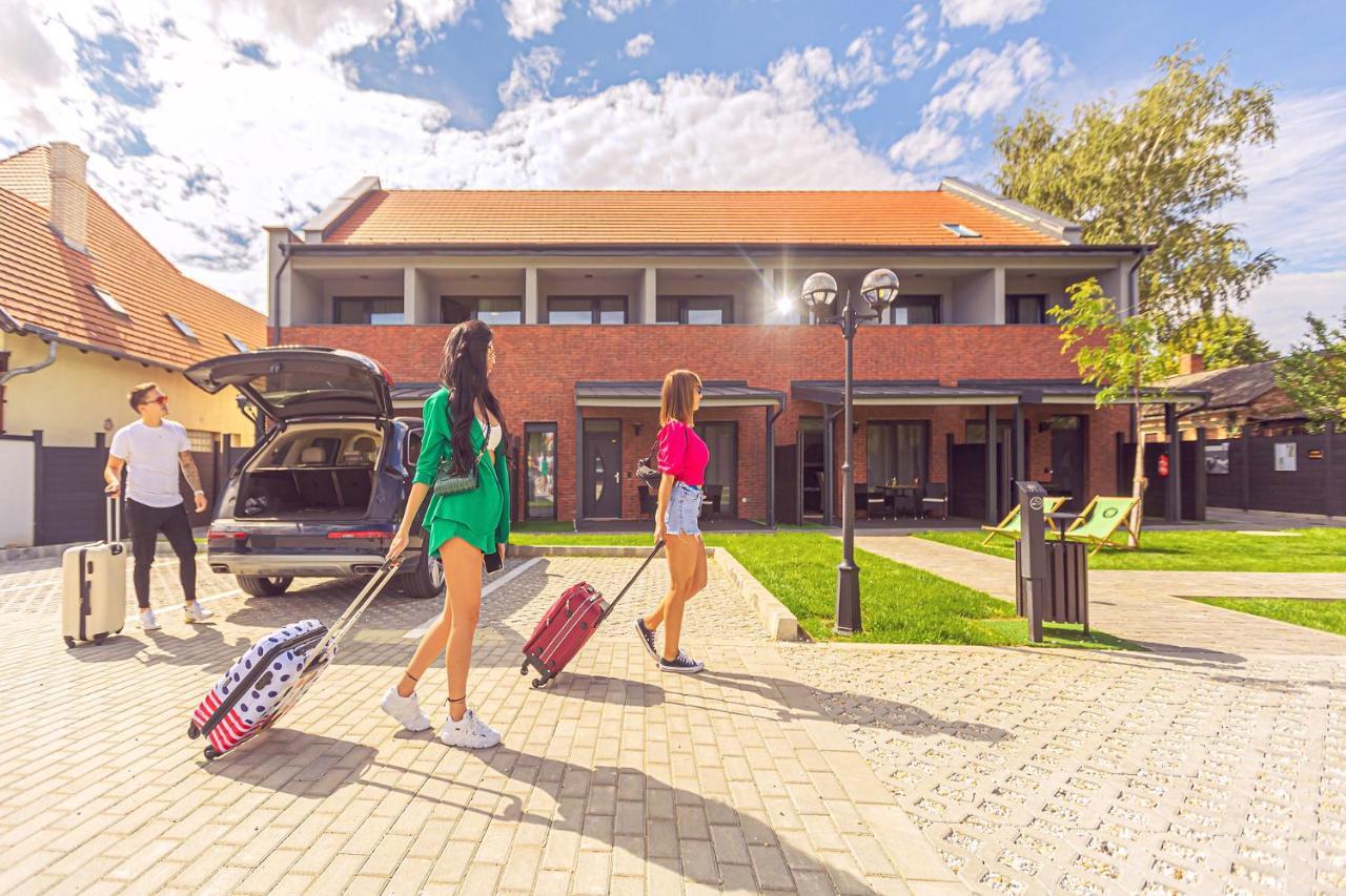 Park Hotel Buek-Buekfuerdo Ngoại thất bức ảnh